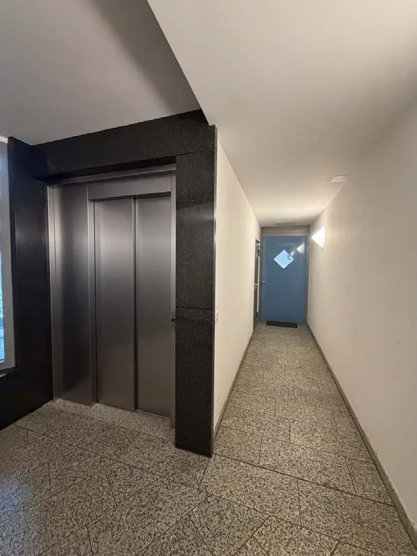 Hausflur im Bereich der Aufzüge