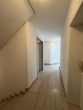 Hausflur - Blick ins Rosental – leerstehende 2 Zimmerwohnung mit großem Balkon!