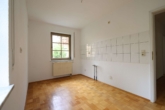 Küche - Leerstehende 2-Zimmer-Wohnung mit Balkon und Stellplatz in ruhiger Lage