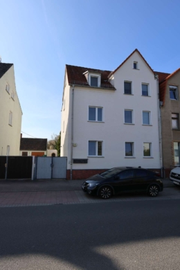Renditestarke Kapitalanlage gepflegtes Mehrfamilienhaus mit 3 Wohnungen, 04519 Leipzig, Mehrfamilienhaus (Anlageobjekt)