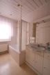 Badezimmer OG - Repräsentatives Wohnhaus mit villenartigem Charakter, vielseitigen Nutzungsmöglichkeiten