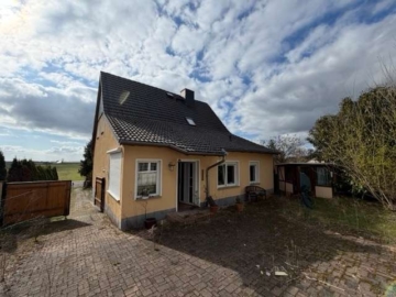Zwei Häuser, ein Traum: Sanierungsbedürftiges Ensemble in Schmemsal für kreative Köpfe!, 06774 Muldestausee, Einfamilienhaus