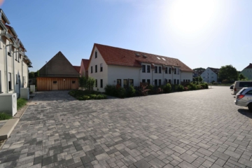 Modernes Reihenendhaus – 4 Zimmer mit Terrasse, Garten, Wärmepumpe und zwei Stellplätzen, 04463 Großpösna, Reihenendhaus