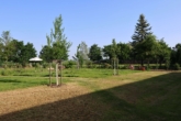 Garten - Modernes Reihenendhaus – 4 Zimmer mit Terrasse, Garten, Wärmepumpe und zwei Stellplätzen