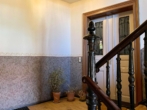Treppenhaus - 3 vermietete 4-Zimmerwiohnungen im Zentrum-Nord mit Balkon
